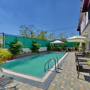 Deluxe Double or Twin Room AC